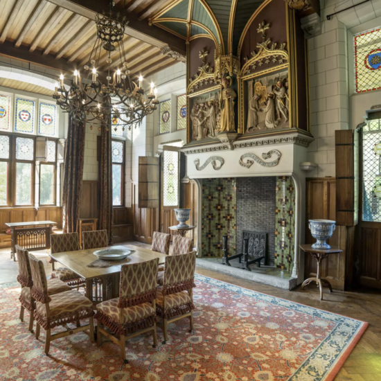 Exploring Kasteel van Loppem