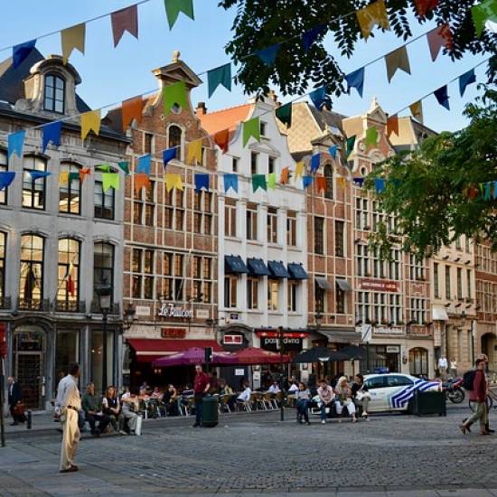 Bruges to Brussels with En Route Stop in Ghent