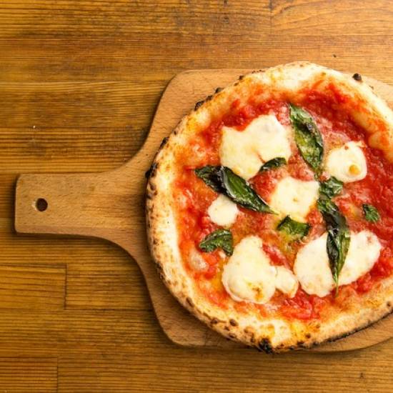 Authentic Italian Pizza & Gelato Experience