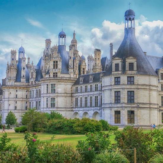Explore the Majestic Château de Chambord & Château de Chenonceau