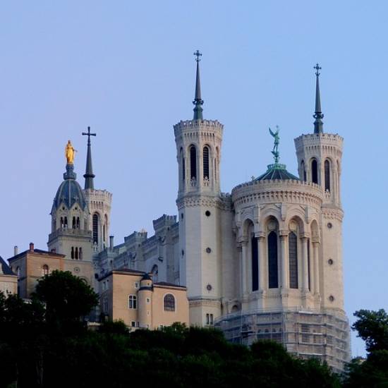 Flavors of Lyon: A Gourmet Journey Through the Capital of Taste